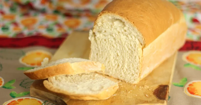 Pão caseiro macio e com casca crocante