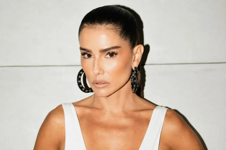 Deborah Secco faz acordo de R$ 70 mil com vizinho de 96 anos por infiltração