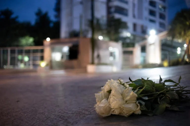 Família busca respostas após universitária ser encontrada morta em condomínio de Fortaleza
