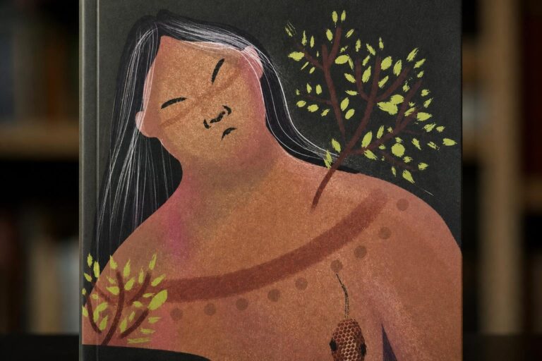 Livros revelam desafios e trajetórias de mulheres indígenas no cinema brasileiro