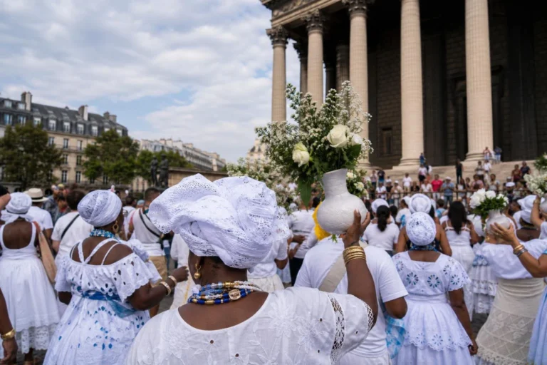 Padre não autoriza lavagem da Madeleine, celebração afro-brasileira em Paris