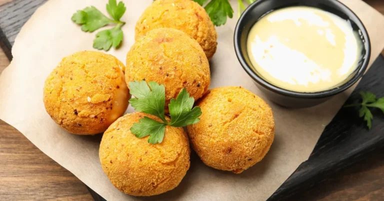 Bolinho de batata na airfryer com recheio de frango: saudável, saboroso e congelável