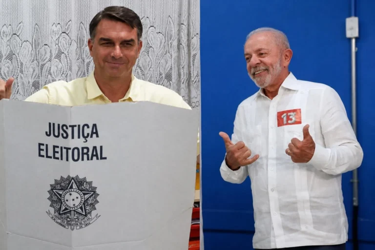 Com 50% das urnas totalizadas, Lula registra 50,14% e Flávio Bolsonaro, 48,86%