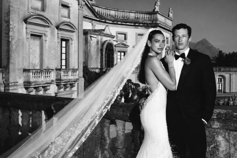 Dua Lipa revela bordado com significado pessoal em vestido de noiva da Chanel