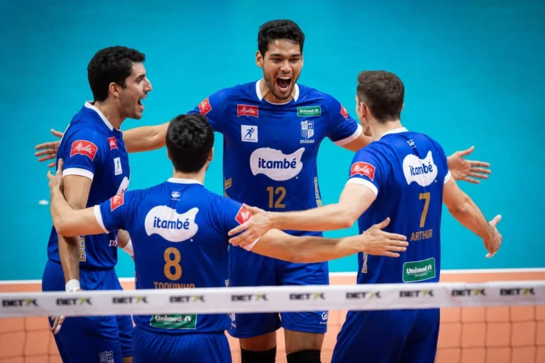 Minas vence Sesi Bauru de virada na estreia da Superliga masculina