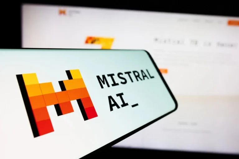 Mistral libera modelo de IA com 1 trilhão de parâmetros para reforçar a cibersegurança