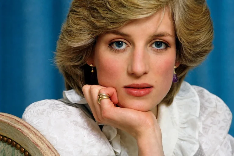 Princesa Diana contou a jornalista que voltaria para uma “casa vazia” meses antes de morre…