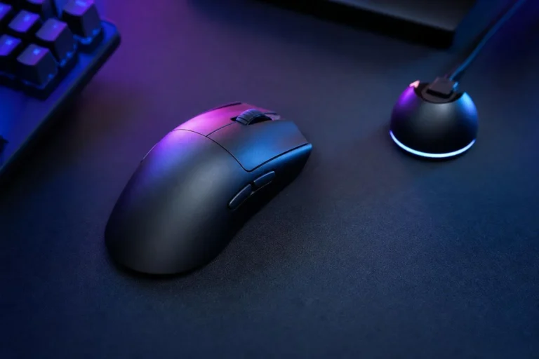 Razer Viper V4 Pro combina 49 g, precisão e até 160 horas de autonomia em teste
