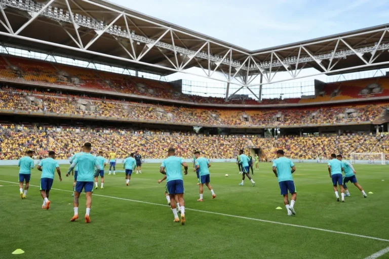 Seleção Brasileira reúne 8,5 mil torcedores em treino aberto na Austrália antes de amistos…