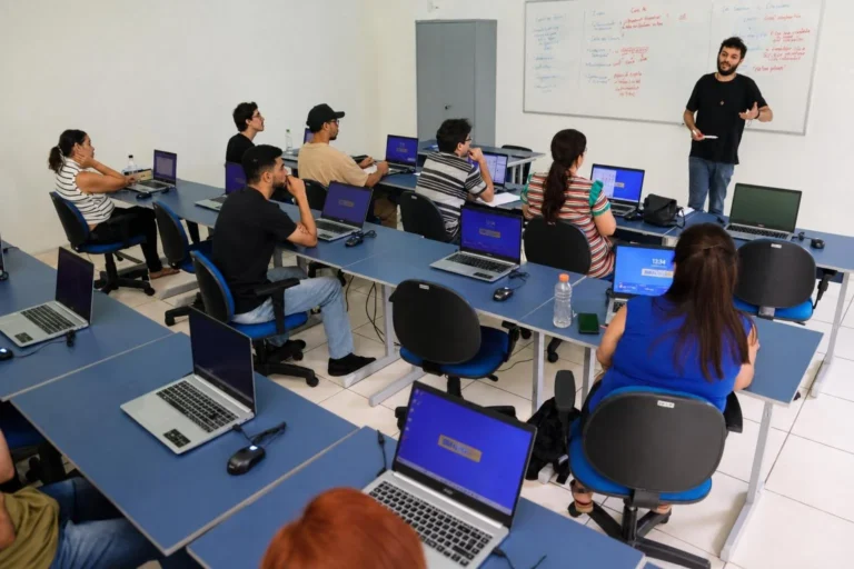 Uberlândia oferece 984 vagas em cursos profissionalizantes gratuitos em outubro